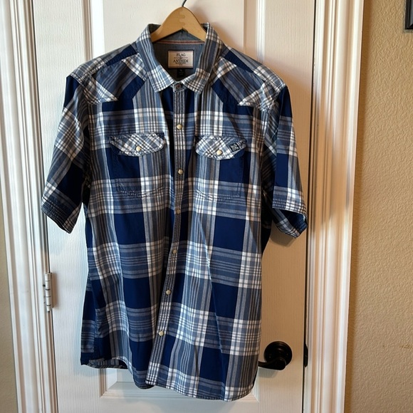 flag & anthem Other - Flag & Anthem short sleeve snap pearl button down